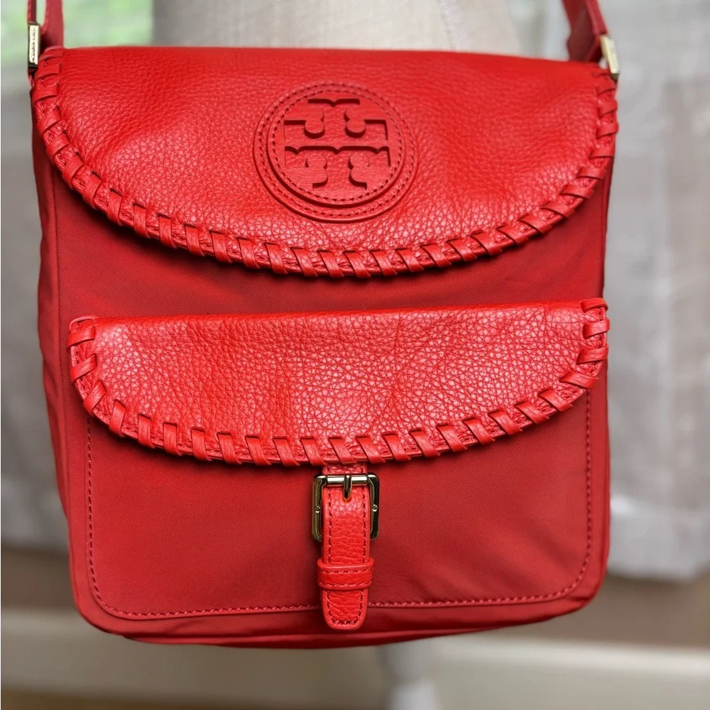 Tory Burch Red Crossbody Bag with Whipstitch Trim - Picture 11 of 16